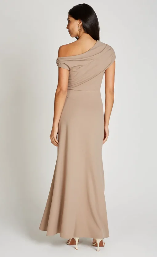 Little Mistress Dresses | Race Day Edit<Smoke Asymetric Neckline Maxi Dress
